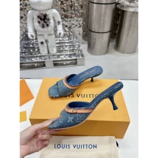 Louis Vuitton Slippers